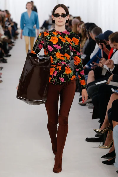Look 31